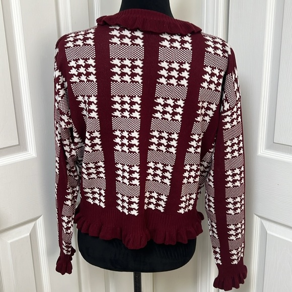 Shein Houndstooth Ruffle Lightweight Sweater - Picture 4 of 7